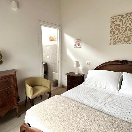 Acero Rosso Apartment Fontane  Bagian luar foto