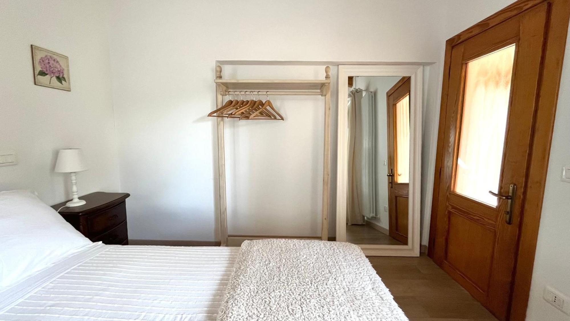 Acero Rosso Apartment Fontane  Bagian luar foto