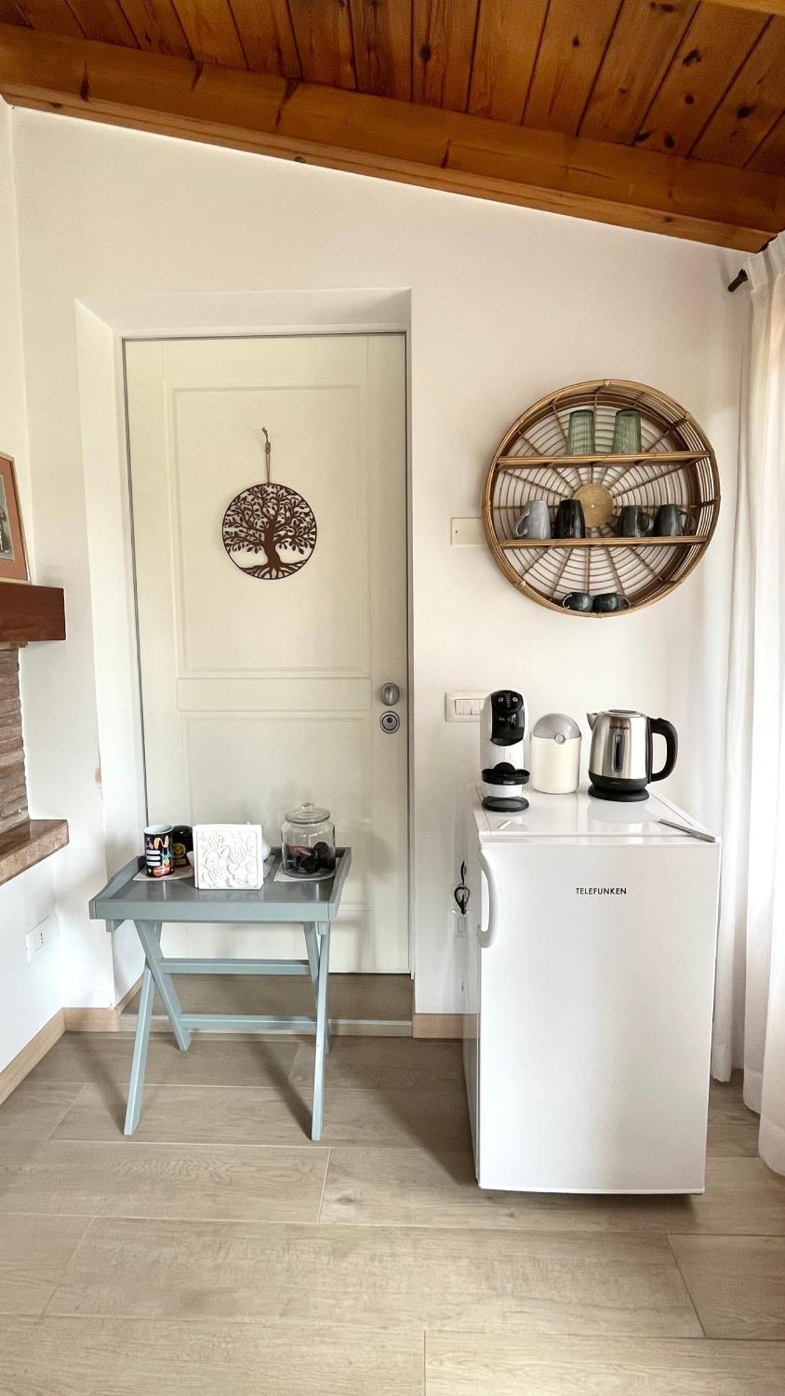 Acero Rosso Apartment Fontane  Bagian luar foto